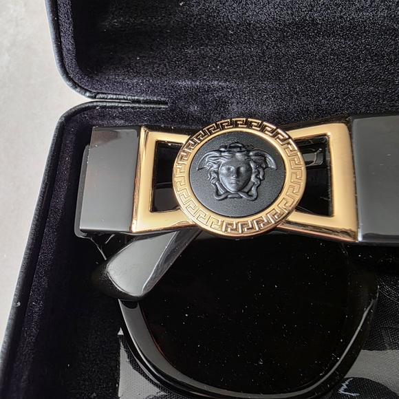 Versace Sunglasses - Picture 3 of 5